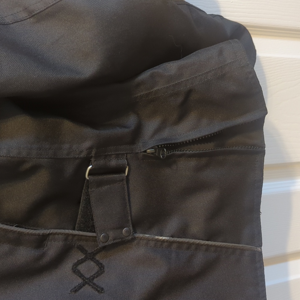 Motorcycle jacket - Picture 4 of 10